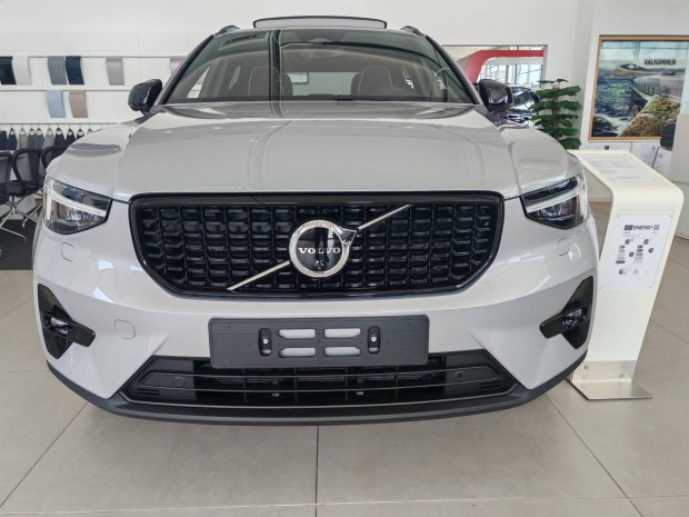 Volvo XC40 2.0 [B4] Mhev Ultimate Dark DCT REME...